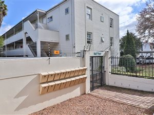 2 Bed Apartment in Stellenbosch Central