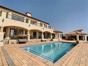 5 Bed House in Mooikloof Heights