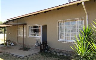 2 Bedroom House in Cloverdene