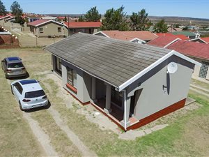 3 Bedroom House in King Williams Town