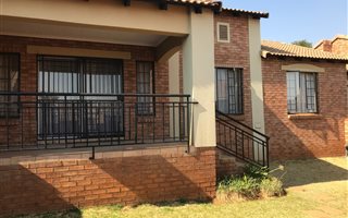 3 Bedroom House in Mooikloof Ridge