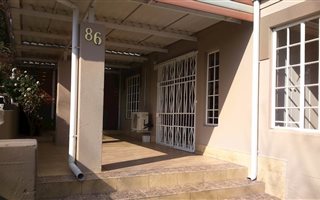2 Bedroom Apartment in Fairland