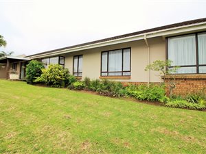3 Bed Townhouse in Uvongo