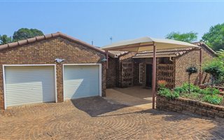 3 Bedroom House in Lynnwood Ridge