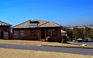 3 Bedroom House in Thatchfield