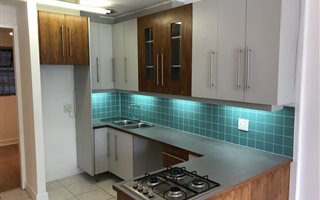 2 Bedroom Apartment in Greenside