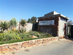 4 Bed House in Lanseria and surrounds
