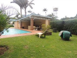 851 m² Land available in Port Edward