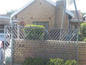 3 Bed House in Woodview