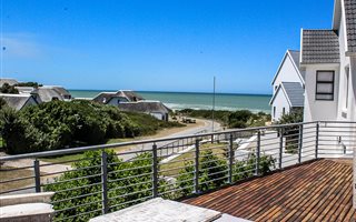 4 Bedroom House in St Francis Bay