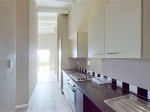 1 Bed Apartment in Dainfern