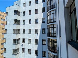 1 Bed Apartment in Johannesburg Central