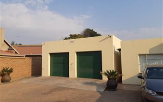 3 Bedroom Townhouse in Del Judor