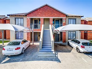 3 Bed Flat in Birchleigh