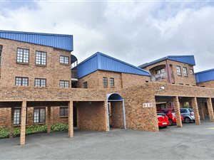 2 Bed Apartment in Richards Bay Central