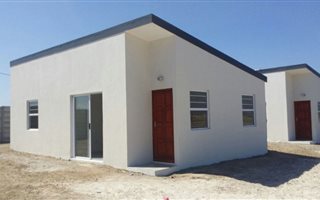 2 Bedroom House in Macassar