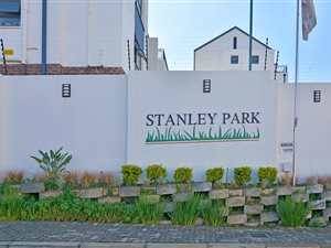 3 Bed Apartment in Oakdene