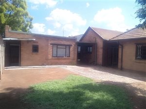 3 Bed House in Vanderbijlpark CE1