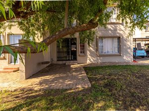 2 Bed Apartment in Wilgeheuwel