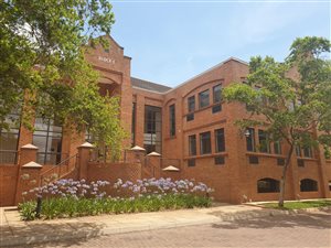 212 m² Commercial space in Faerie Glen