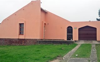 3 Bedroom House in Buffalo Flats