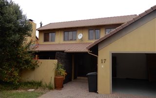 4 Bedroom Cluster in Fourways