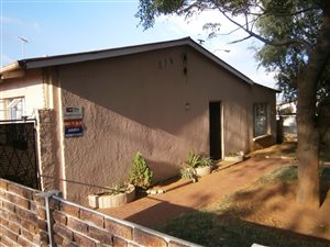 3 Bed House in Newlands