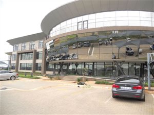 1800 m² Office Space in Clearwater Estate
