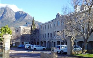 85 m² Commercial space in Rondebosch