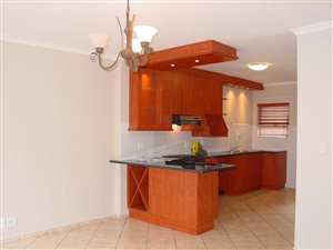 3 Bedroom Townhouse in Gordons Bay Central