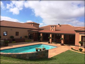38.6 ha Farm in Vredenburg