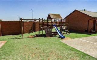 3 Bedroom Apartment in The Orchards