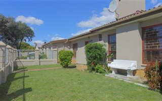 4 Bedroom House in Oakglen