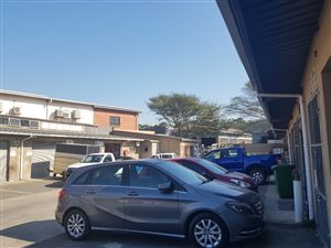 83 m² Industrial space in Briardene