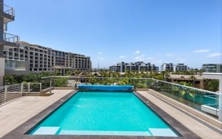 2 Bedroom Apartment in Waterfront