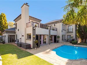 4 Bed Cluster in Ruimsig