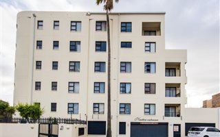 2 Bedroom Apartment in Strand South