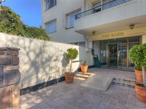 2 Bed Apartment in Craighall Park