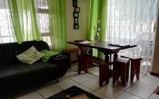 2 Bedroom House in Morningside