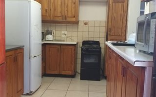 3 Bedroom House in Astra Park