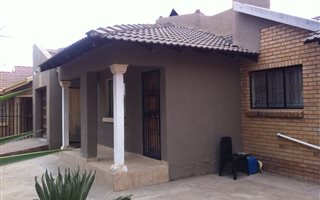 3 Bedroom House in Madiba Park