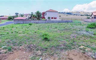 916 m² Land available in Lydenburg