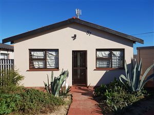 3 Bed House in Macassar
