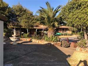 2.6 ha Smallholding in Protea Ridge