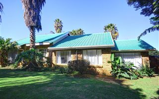 3 Bedroom House in Bergbron