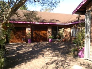 3 Bed House in St Lucia