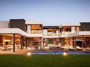 4 Bed House in Steyn City