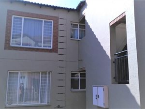 2 Bed Apartment in Montana Gardens