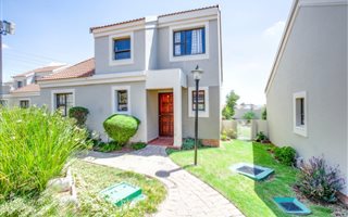 3 Bedroom Townhouse in Kengies