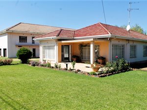 2.8 ha Farm in Cloverdene